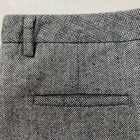 L.L. Bean Weekend Mid-Length Herringbone Skirt size 6P - Picture 7 of 10